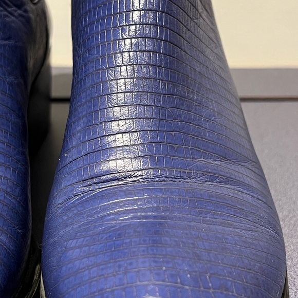 House of Harlow 1960 Blue and Black Textures Chelsea Boot - Picture 8 of 9